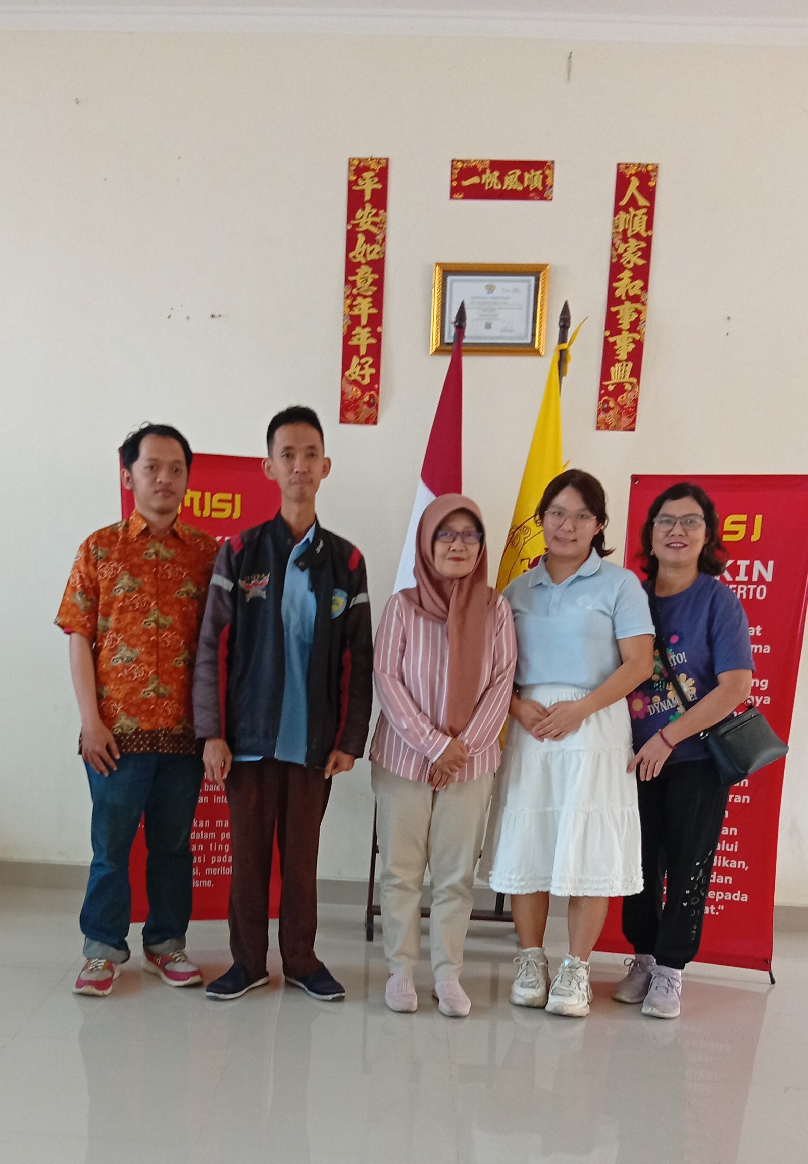 Kunjungan Mahasiswa Penelitian di STIKIN Purwokerto - Foto 2