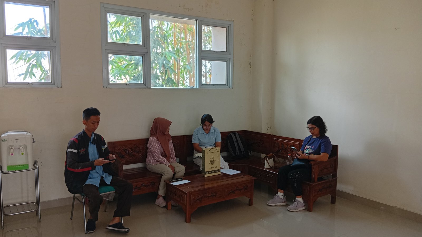 Kunjungan Mahasiswa Penelitian di STIKIN Purwokerto - Foto 1